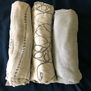 Aden + Anais swaddle blankets